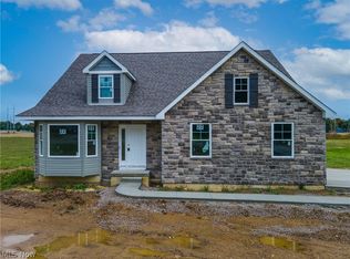 48600 Middle Rdg, Amherst, OH 44001