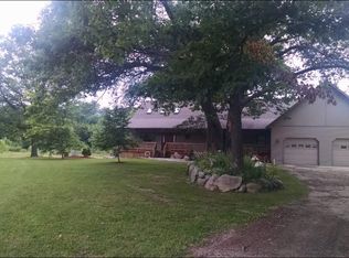 7109 E Edgar Rd, Vestaburg, MI 48891