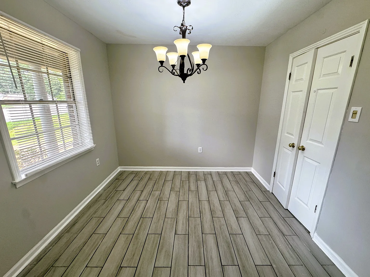 5209 Yale Road - 1 — Photo 3