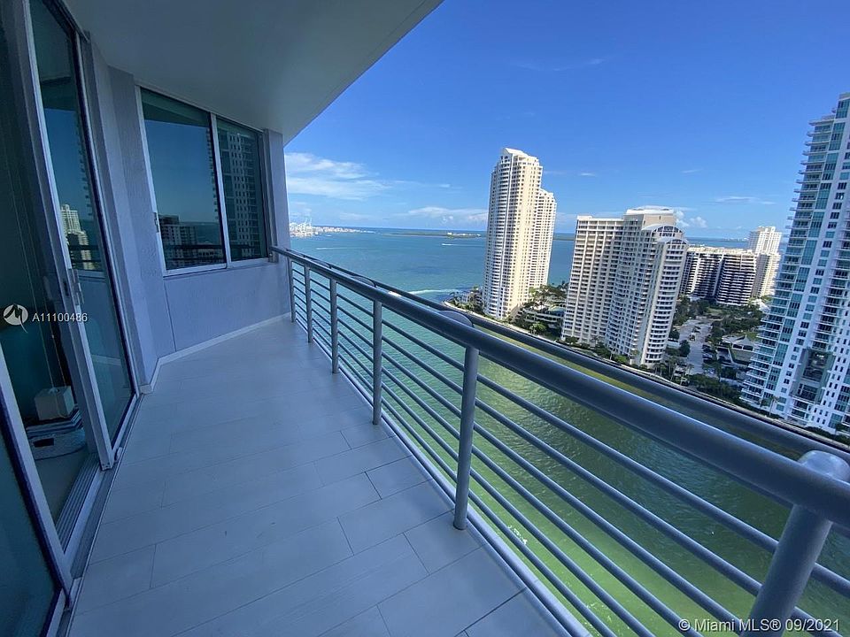 1st image of 325 Biscayne Blvd #2921