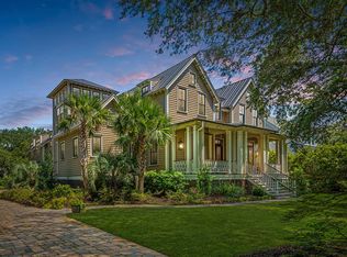 220 Middle St, Mount Pleasant, SC 29464