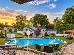 21 Cameron Court, Freehold, NJ 07728