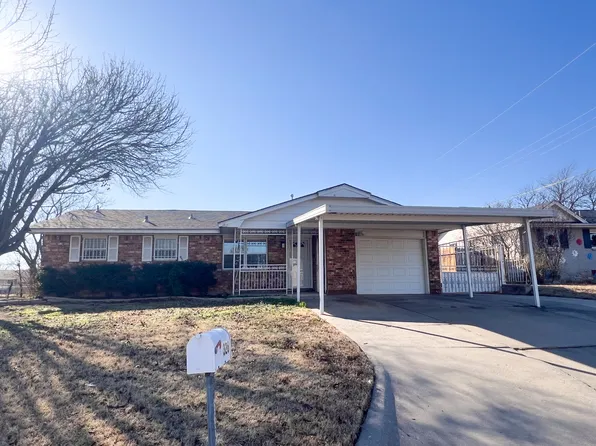 326 NW Compass Dr, Lawton, OK 73505