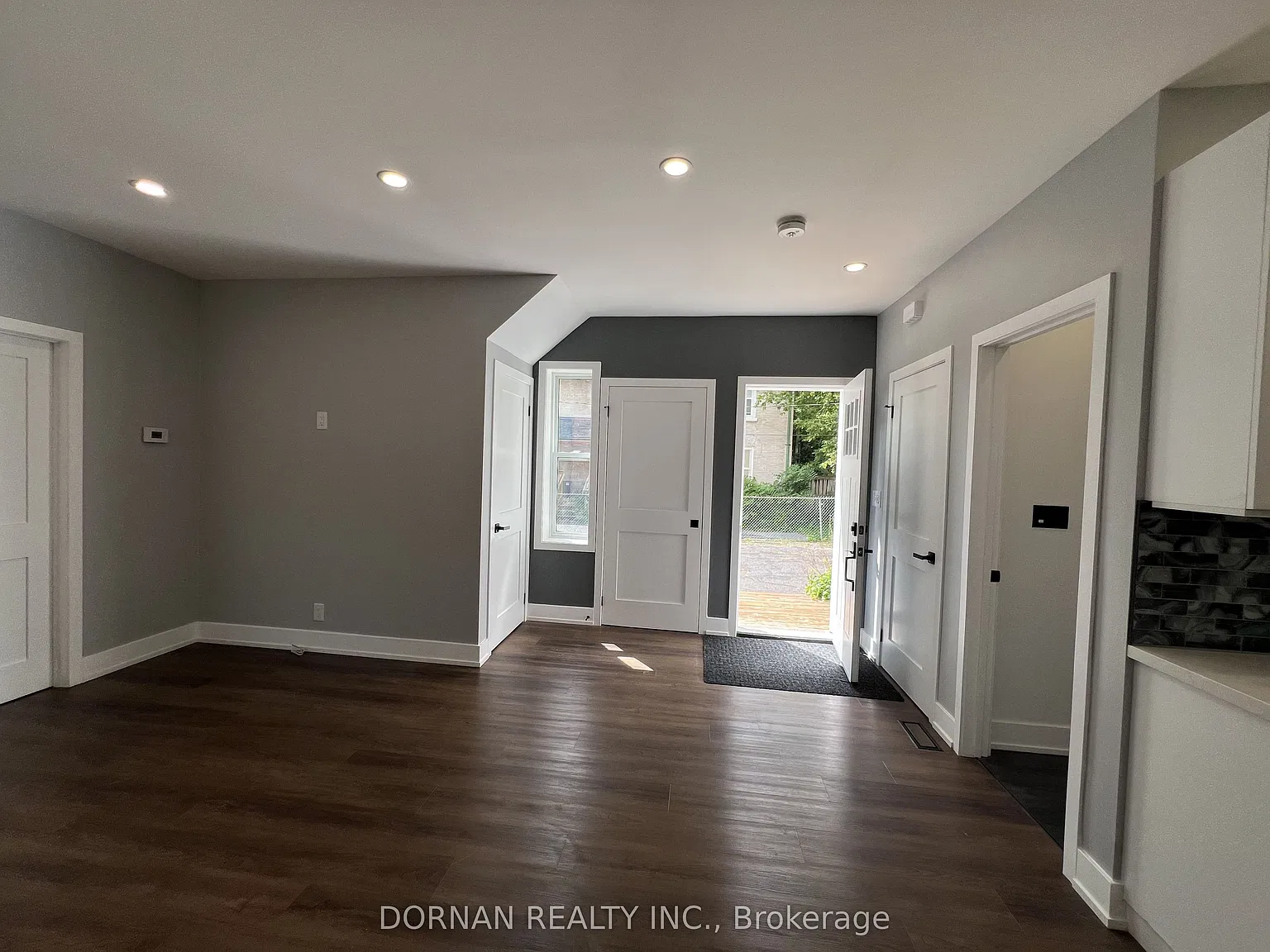 2 bed, $2,250 — Photo 4