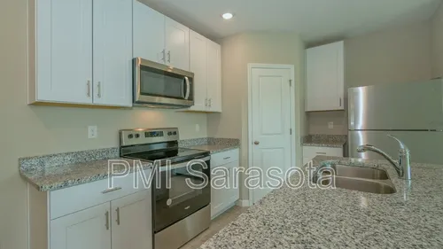 17032 Coral Key Dr Photo 1