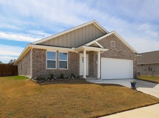 924 Avagail Ave, Springtown, TX 76082