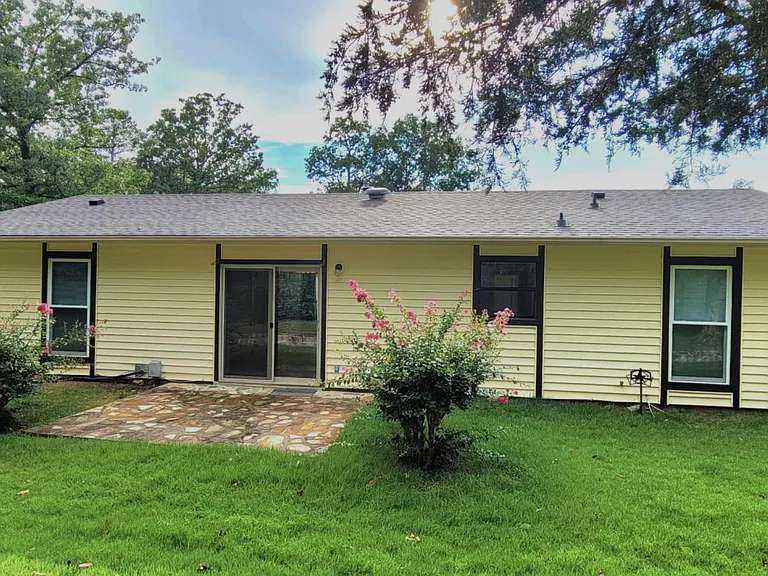 1607 Burnley Dr — Photo 42