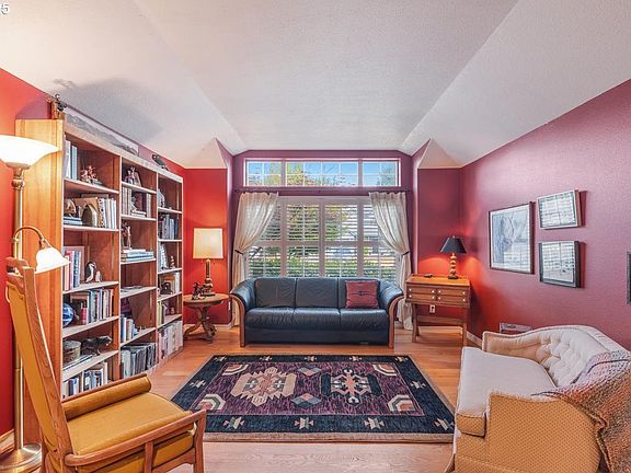 5th image of 3265 NE Glencoe Oaks Pl