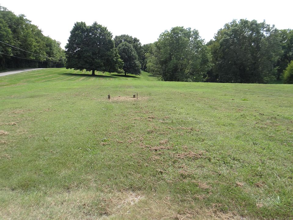 2nd image of 1120 Duckers Rd