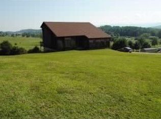 348 Henson Rd, Bristol, TN 37620