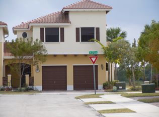 8960 SW 228th Ln, Cutler Bay, FL 33190