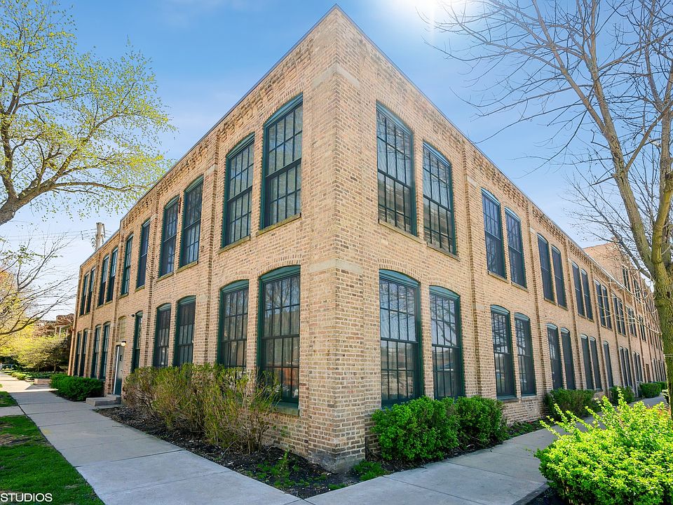 1st image of 5235 N Ravenswood Ave APT 34