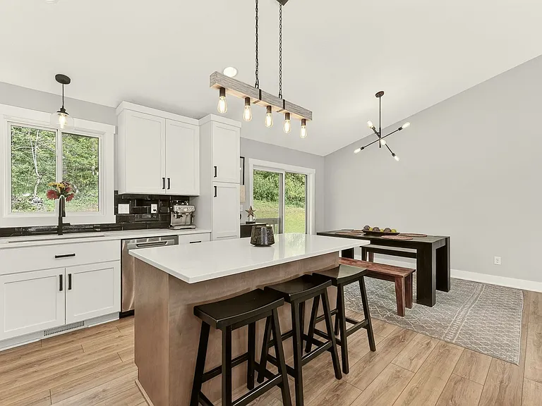 5411 Destination Ln NE — Photo 16