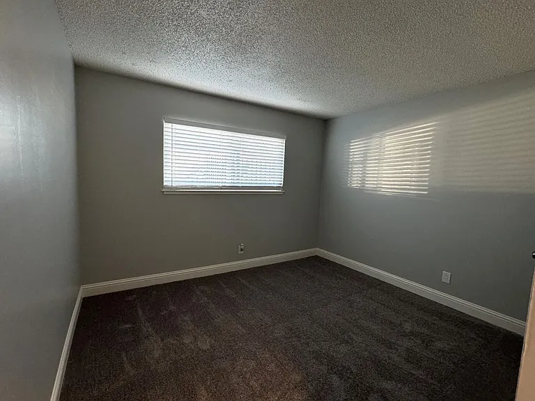Arden Park Apartments — Photo 15