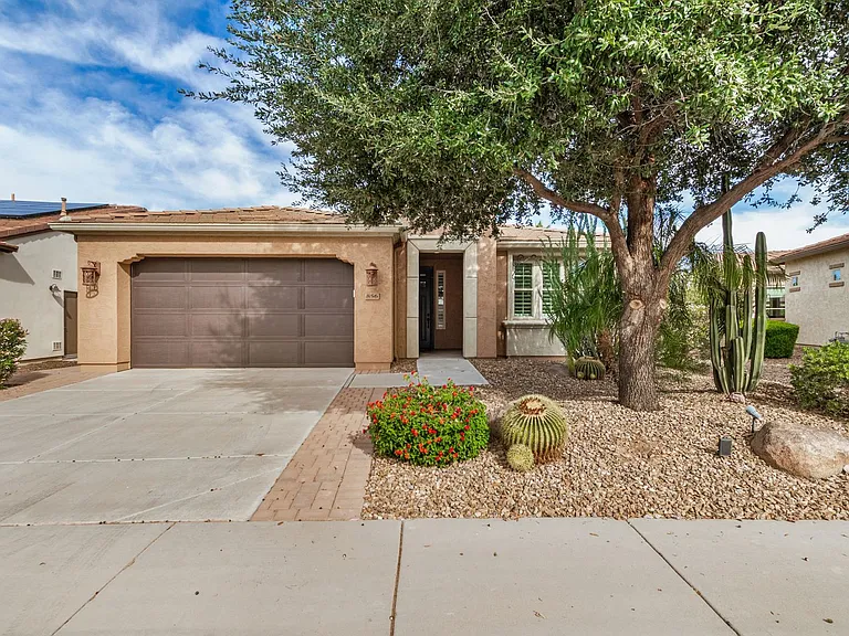 856 E Harmony Way — Photo 1