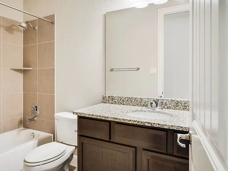 3925 Octavia Dr — Photo 18