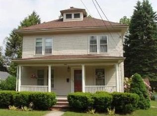 8 Cassidy Ln, Medway, MA 02053