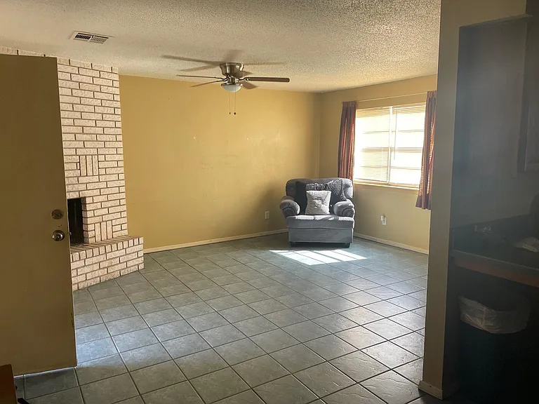 1280 La Fonda Dr — Photo 7