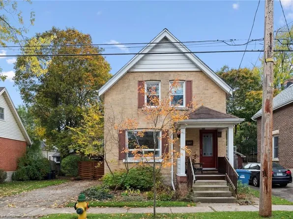 107 Kingsmill Ave, Guelph, ON N1E 5W1