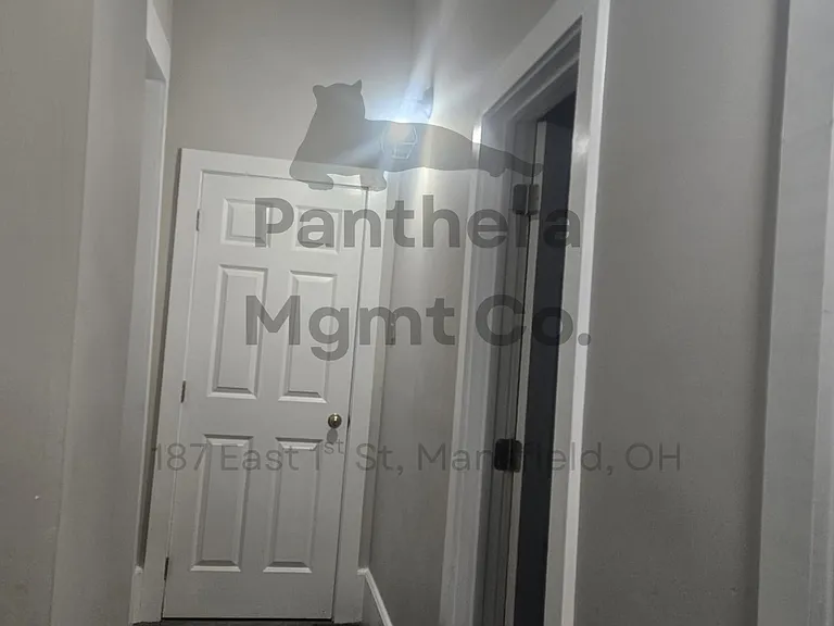187 E 1st St — Photo 8