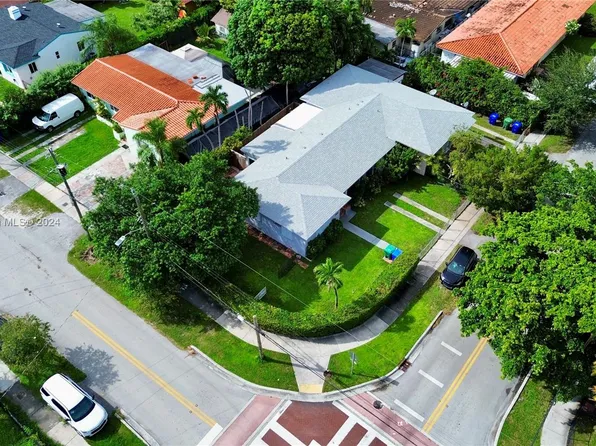 1376 SW 36th Ave, Miami, FL 33145