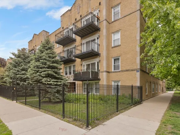 7050 N Damen Ave APT 3S, Chicago, IL 60645