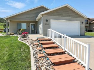 3209 Joplin Ln, Rapid City, SD 57701