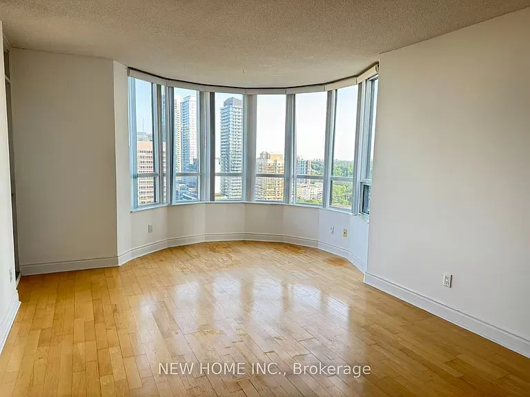 15 Northtown Way #1627 — Photo 3