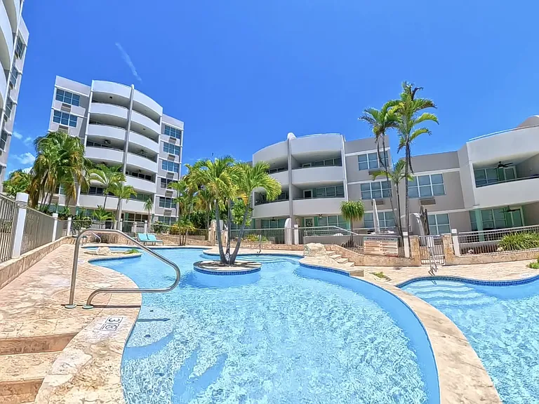 Building B Condominio Vistas De La Bahia #Apt. B-401 — Photo 24