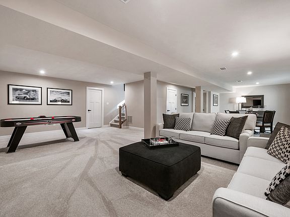 Hudson with Finished Basement