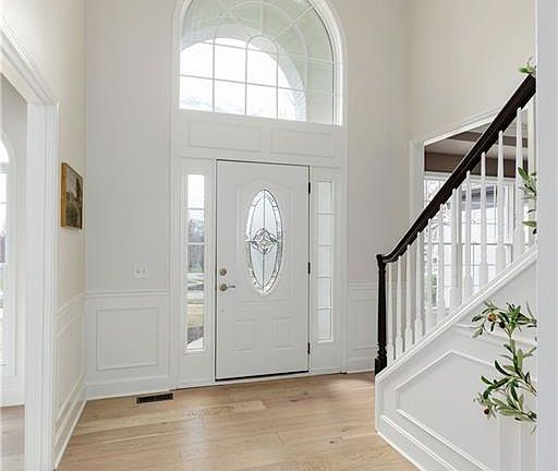 4th image of 14600 Reinhardt Ln