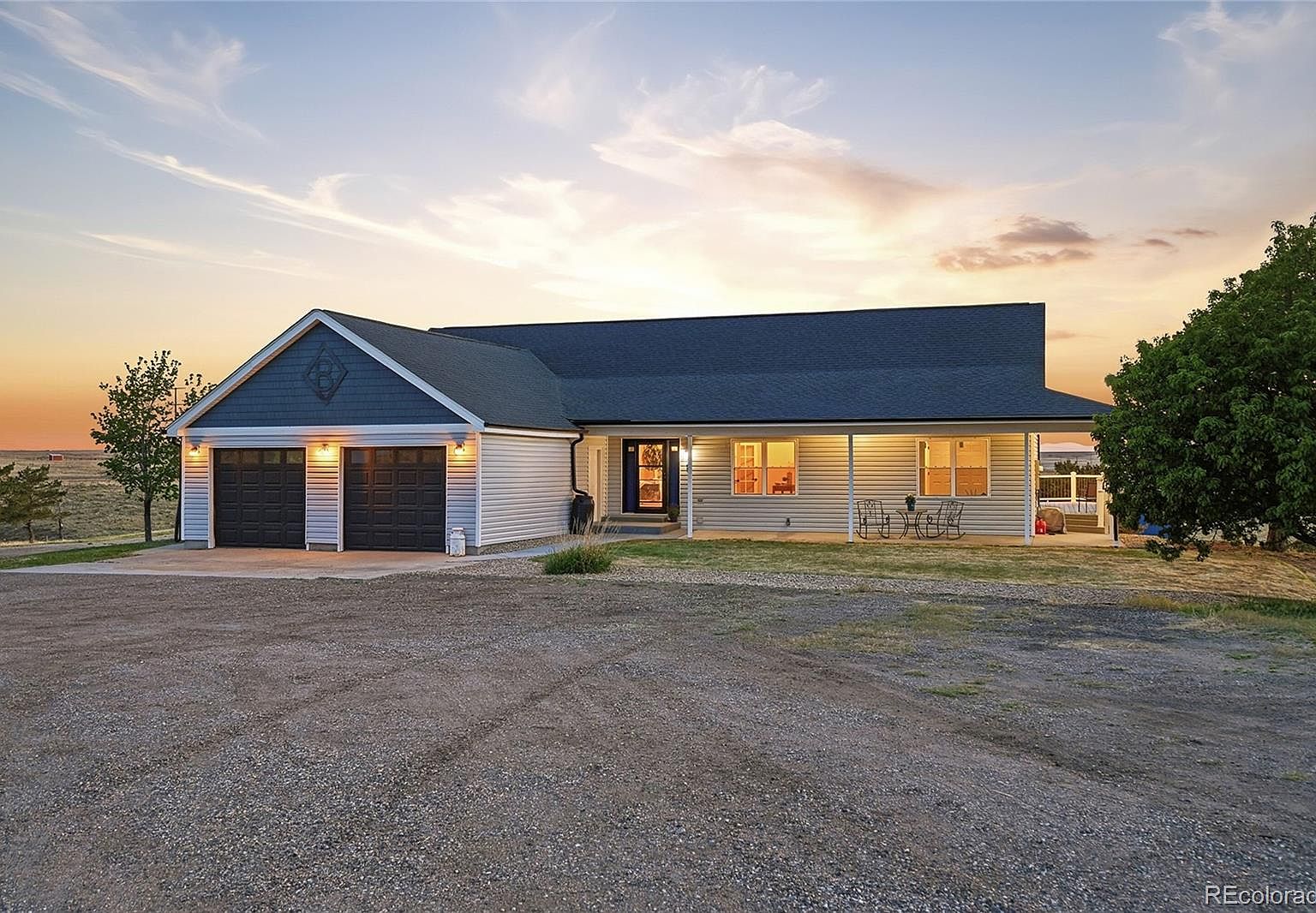 House on the Hill 3点セット 4153 S Lookout Hill Street, Watkins, CO 80137 | Zillow