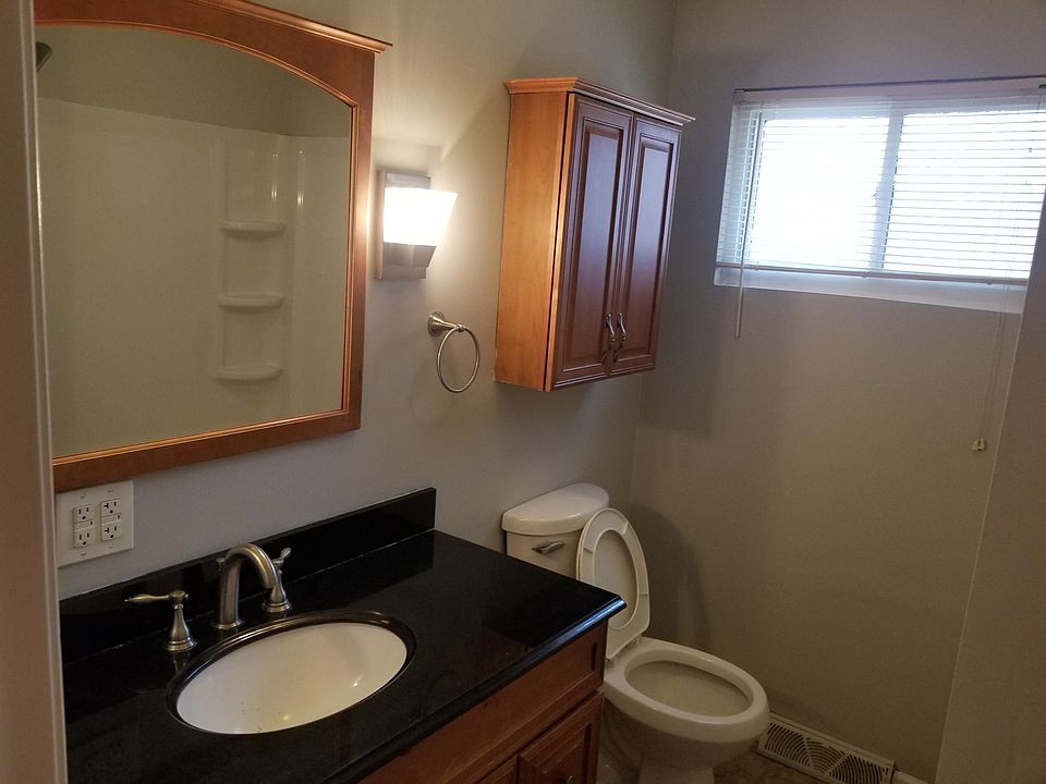 1st image of 12 Vichy Dr