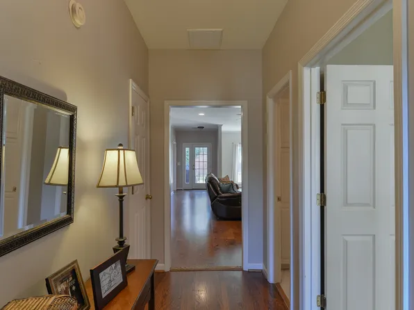 824 Rockford Ln, Birmingham, AL 35209