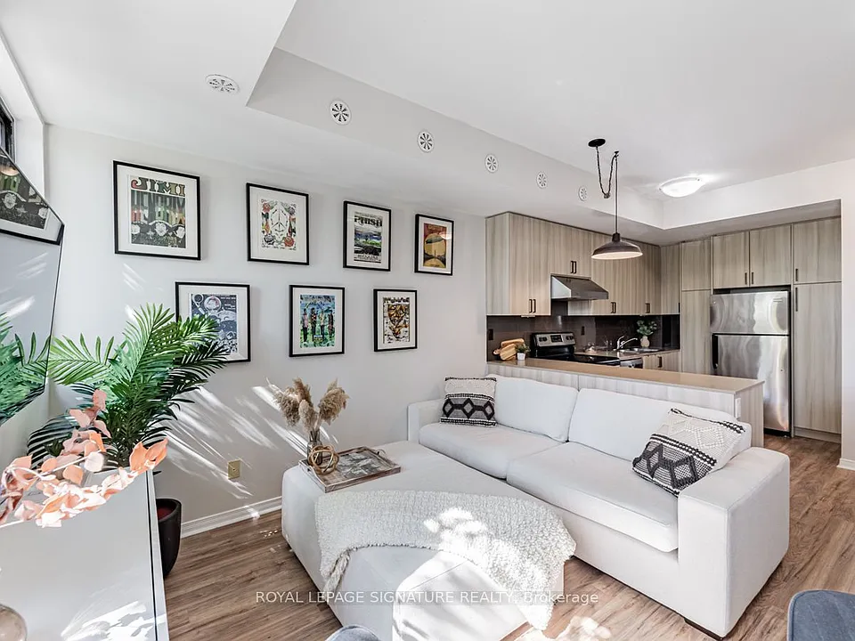68 Winston Park Blvd #60
