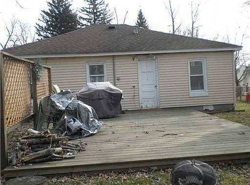 2nd image of 321 Highland Avenue Ext