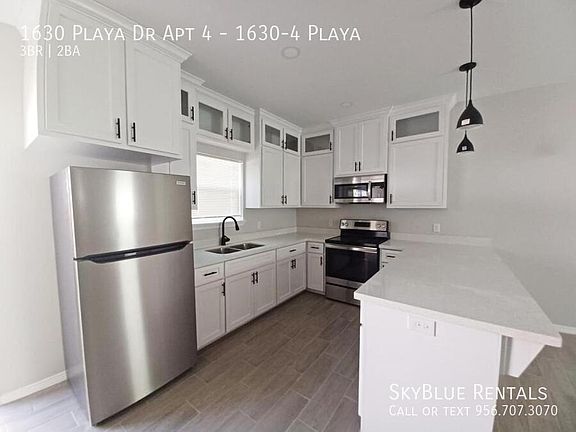 2nd image of 1630 Playa Dr #4