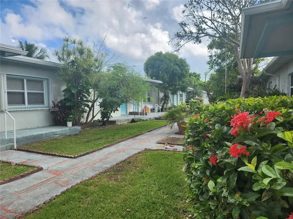 1239 Marseille Dr #4, Miami Beach, FL 33141