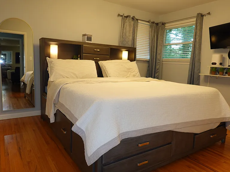Master bedroom.