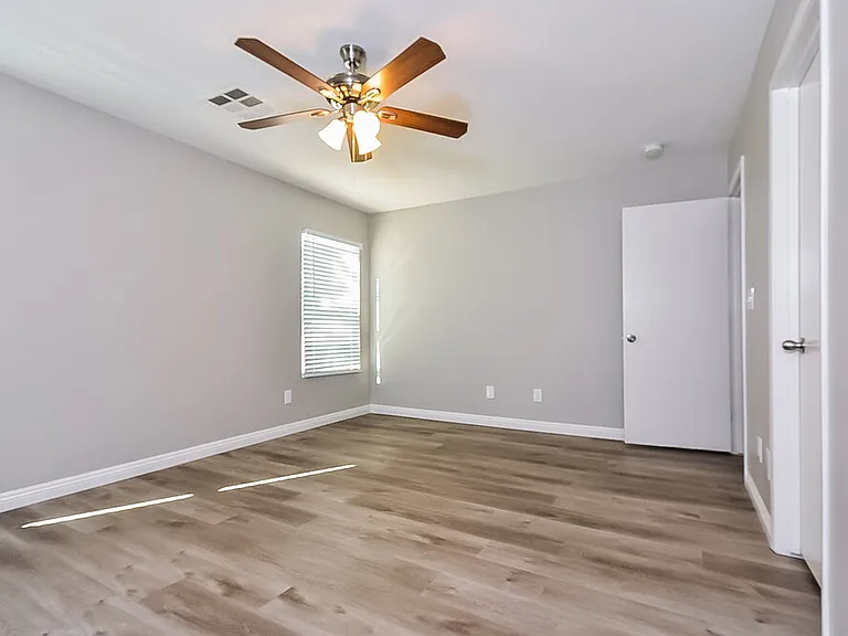4913 Shady Rim Ct — Photo 11