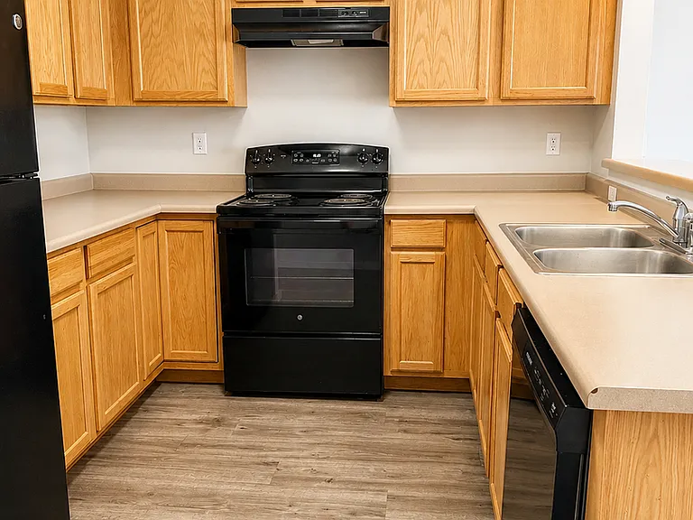 500 Red Table Apartments — Photo 12