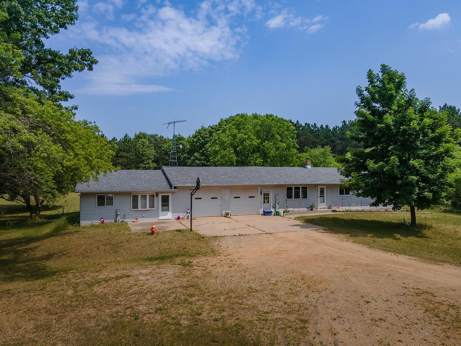 N2750 S Hill Ln, Redgranite, WI 54970 MLS 50277141 Zillow