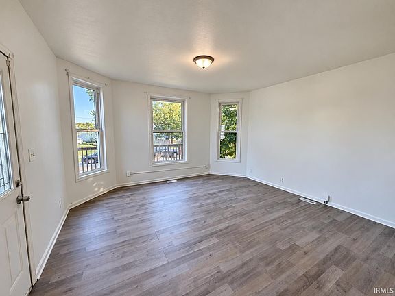 3rd image of 344 Elm St