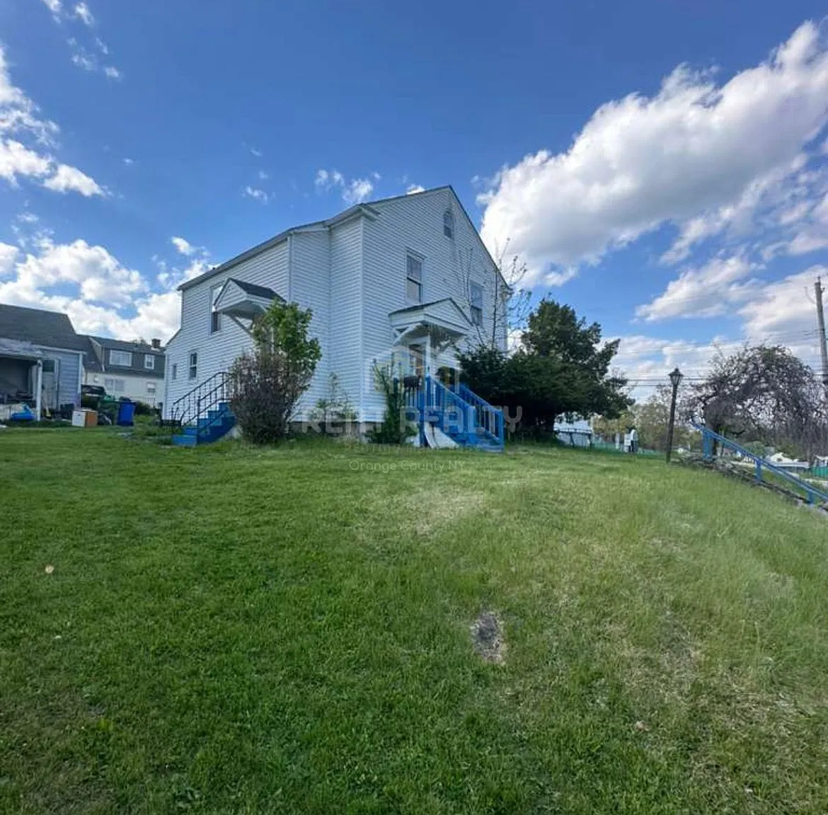4 bed, 1896 sqft, $3,050 — Photo 1