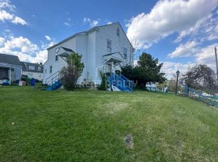2 Dubois St, Middletown, NY 10940