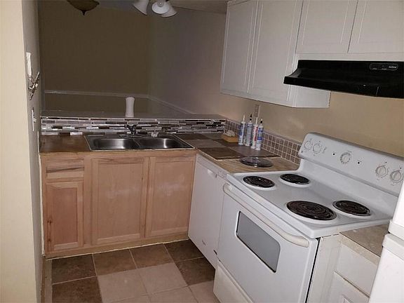 4th image of 5937 Sutcliffe Sq