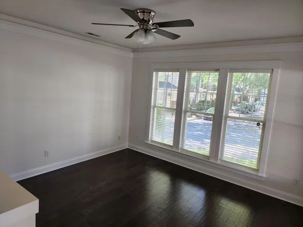 103 Park Forest St, Davidson, NC 28036