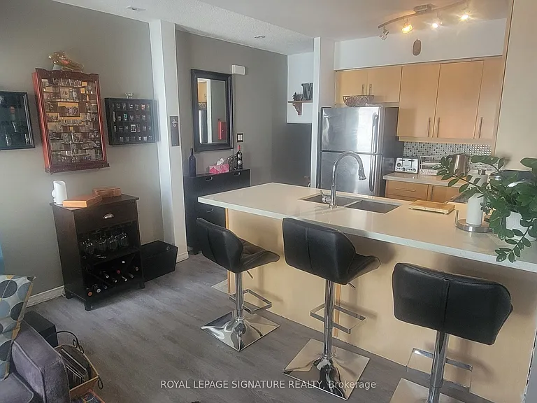 12 Sudbury St #212 — Photo 2