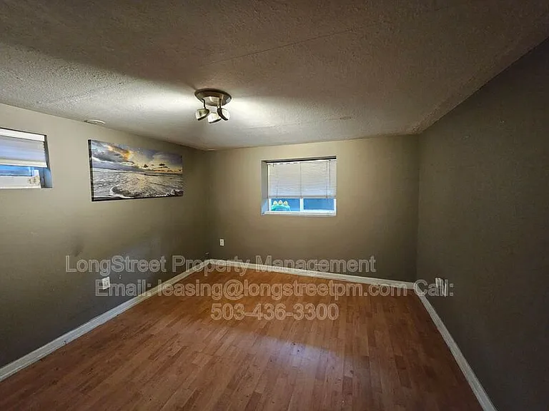 1734 SW Market St — Photo 22