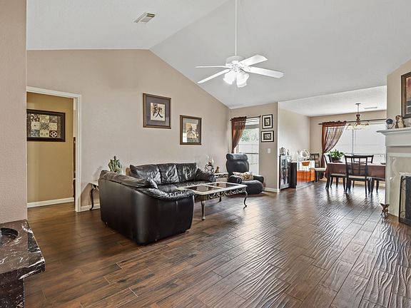 5th image of 20406 Apache Lake Dr